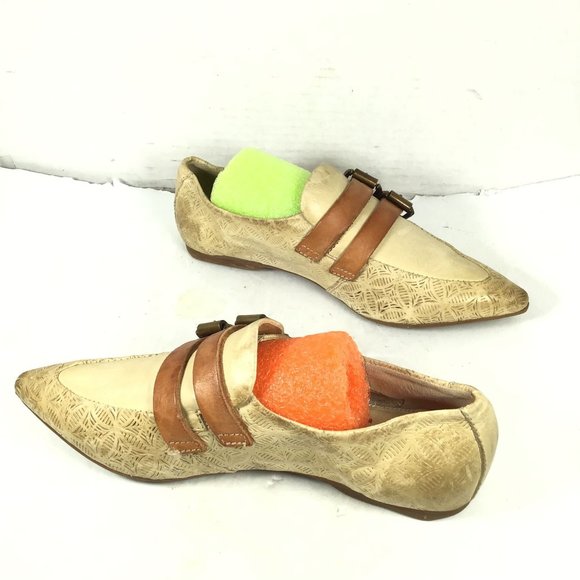 A.S. 98 Distressed Pointed Toe Loafers Flat Buckle Detail Tan Size 36 / US 5.5-6 - Picture 3 of 11